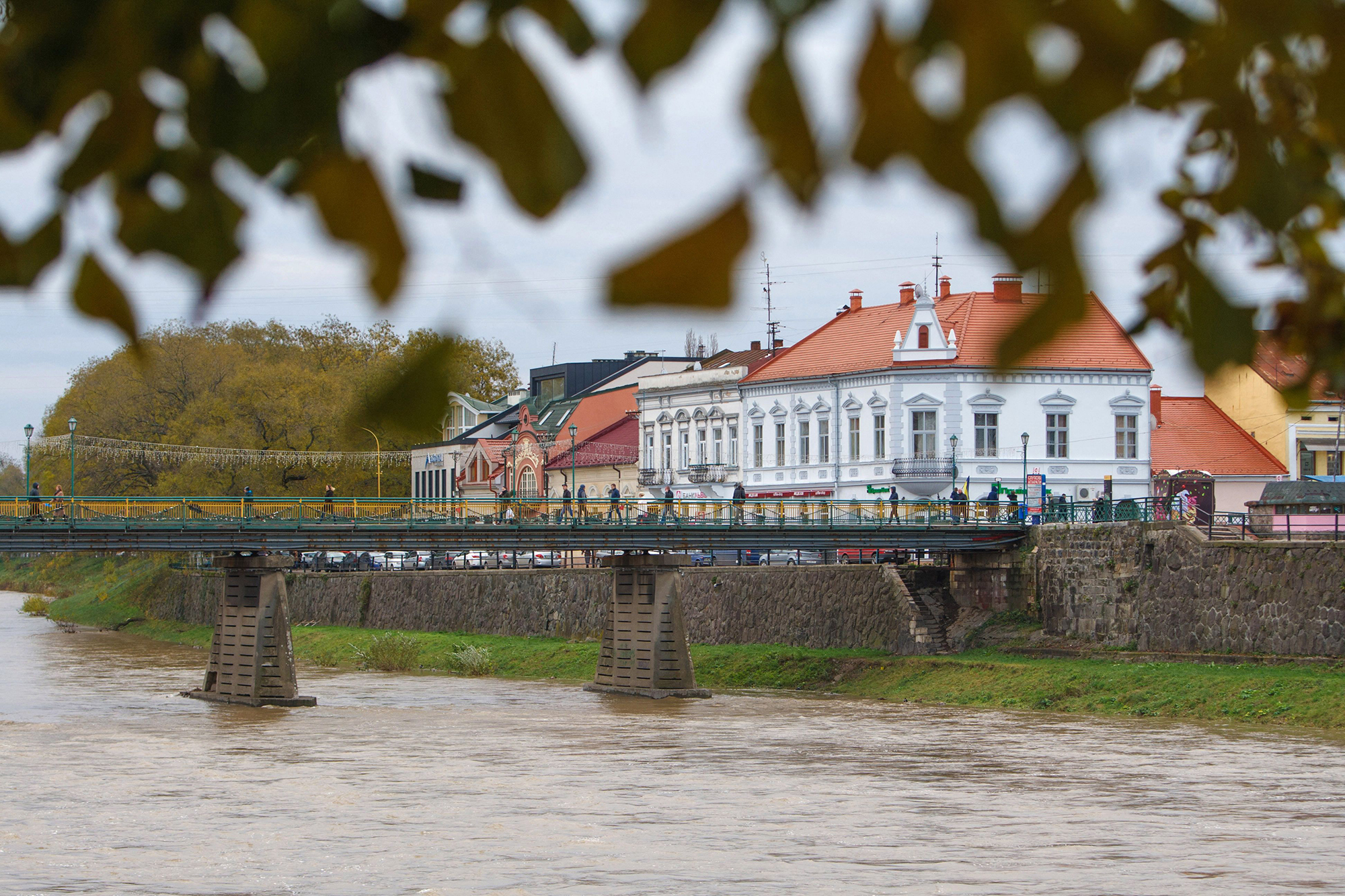 Область без обмежень. Чому на Закарпатті немає комендантської години